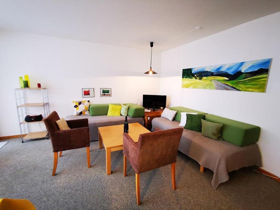 Apartments Haus Quelle Leukerbad Buitenkant foto